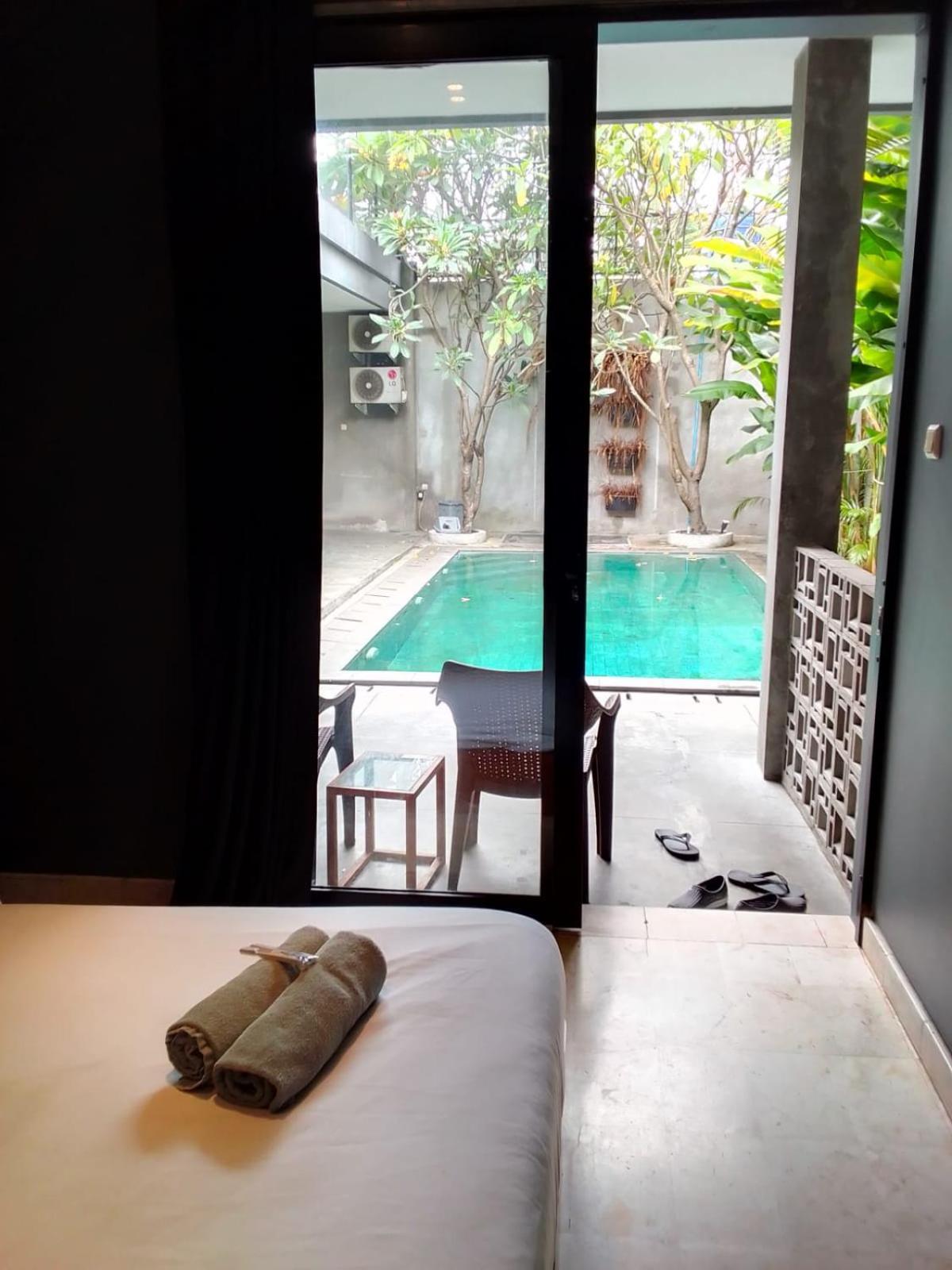 Escotel Casa De Luga Jakarta Exteriér fotografie
